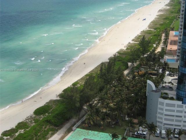 Apartment for rent  Unit #3907 - photo 6328082