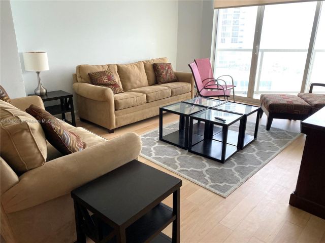 Apartment for rent  Unit #1504 - photo 7534280