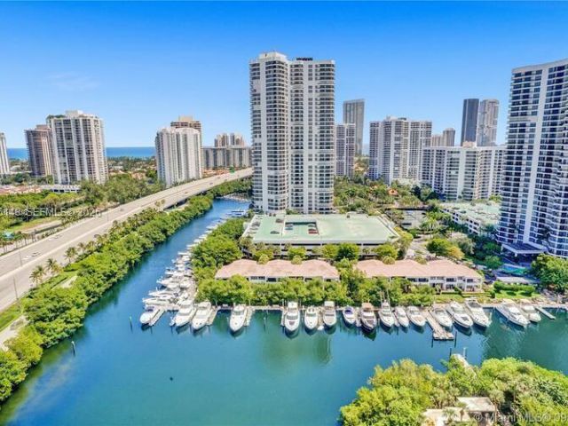 Apartment for sale  Unit #1205 - photo 7443493