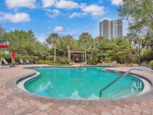 Apartment for sale  Unit #1205 - photo 7443495