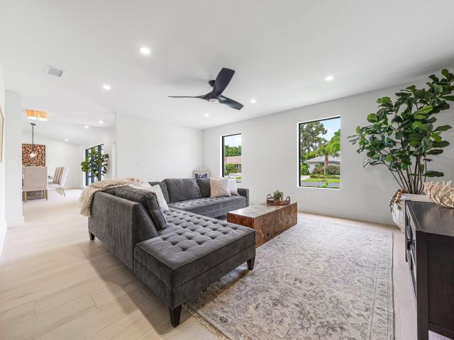 Home for sale at 6901 Giralda Circle - photo 6363987