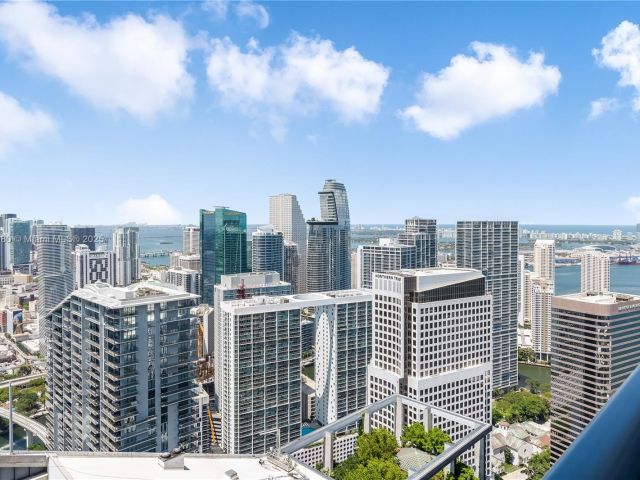 Apartment for sale  Unit #PH5801 - photo 6331703