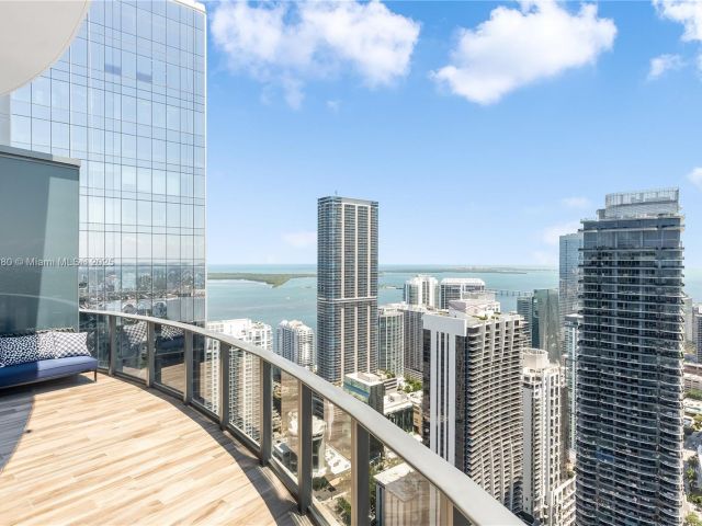 Apartment for sale  Unit #PH5801 - photo 6331706