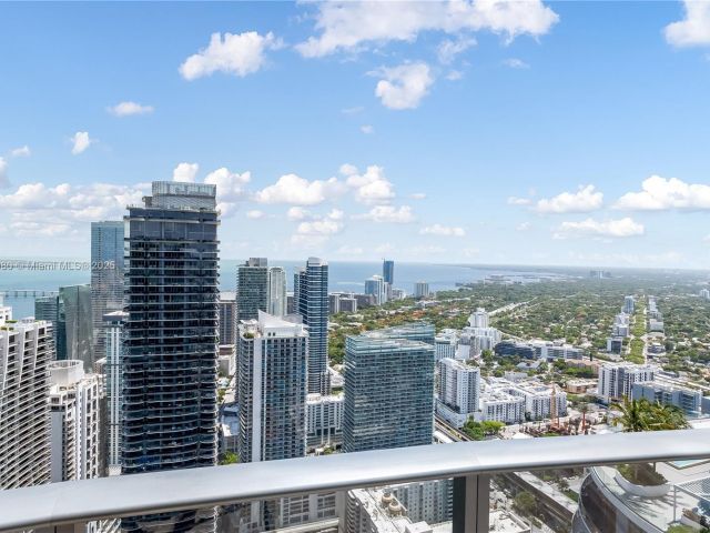 Apartment for sale  Unit #PH5801 - photo 6331707