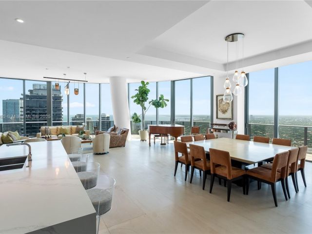 Apartment for sale  Unit #PH5801 - photo 6331715