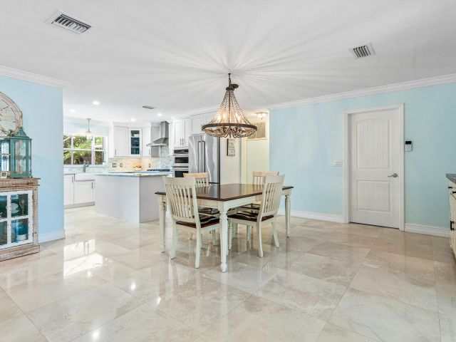 Home for sale at 808 Appleby Street - photo 6364662