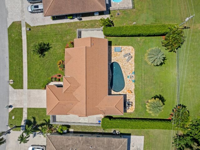 Home for rent at 7598 Fairway Trail - photo 6365229