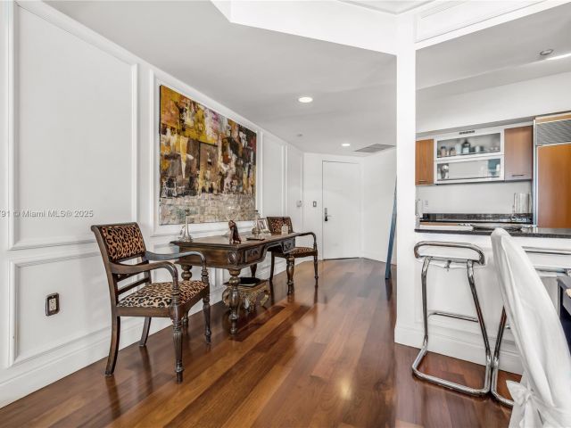 Apartment for rent  Unit #2409 - photo 6353553