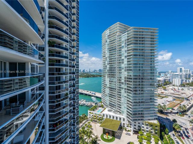 Apartment for rent  Unit #2409 - photo 6353558