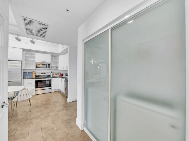 Apartment for sale  Unit #1803 - photo 6332633