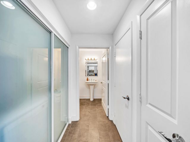 Apartment for sale  Unit #1803 - photo 6332635