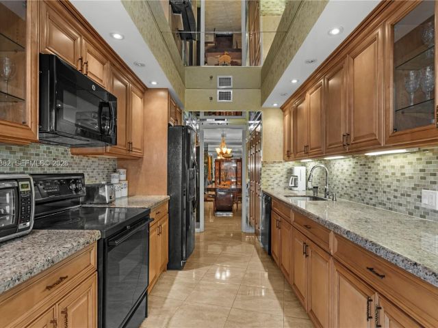 Apartment for sale  Unit #207 - photo 6335893