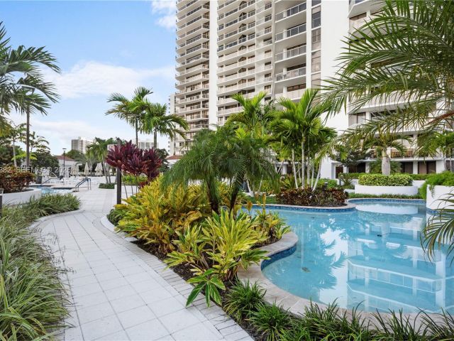 Apartment for sale  Unit #207 - photo 6335897