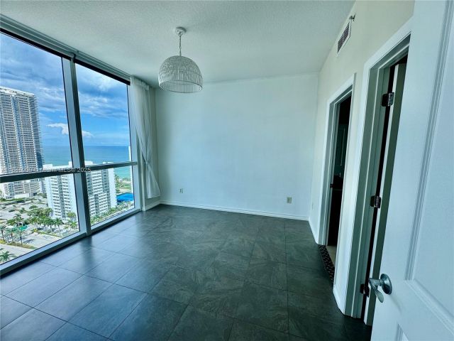 Apartment for sale  Unit #2311 - photo 6335699