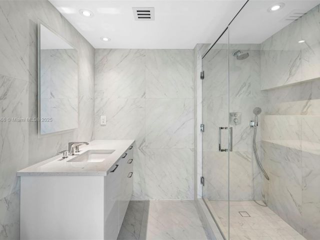 Apartment for sale  Unit #1508 - photo 6336375