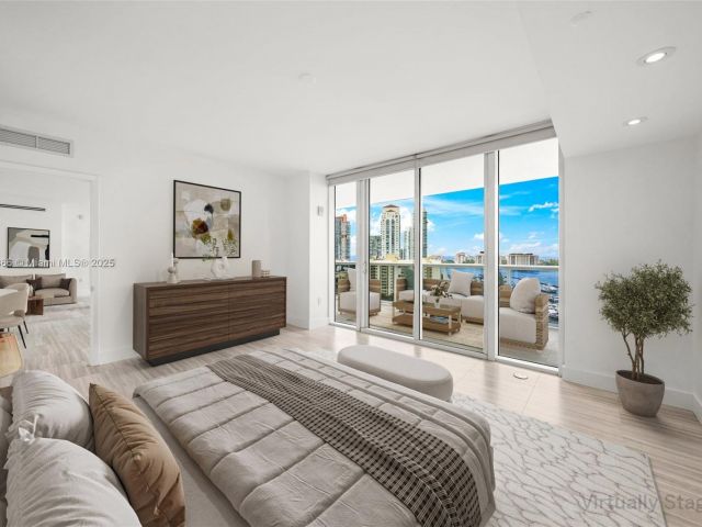 Apartment for sale  Unit #1508 - photo 6336382