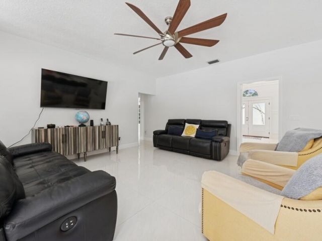 Home for sale at 1920 Embassy Drive - photo 6345778