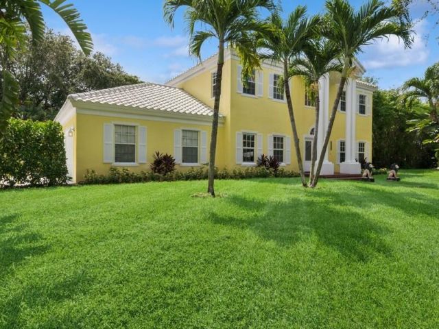 Home for sale at 1920 Embassy Drive - photo 6345788