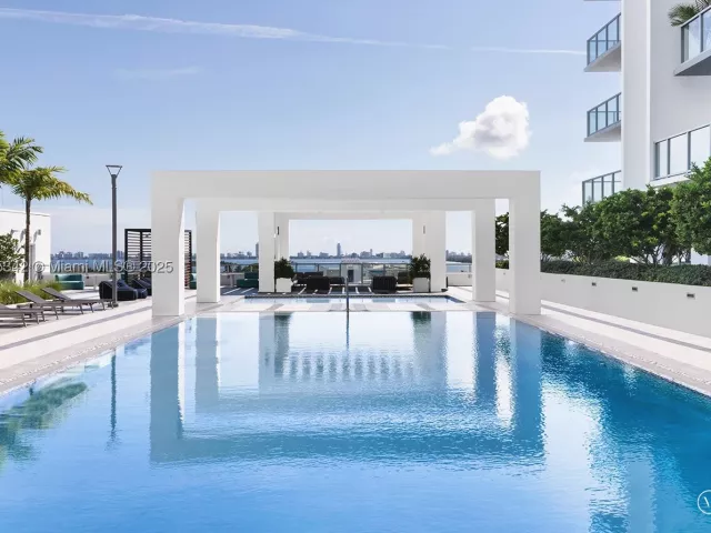 2-bedroom condo for sale in Miami - 3900 Biscayne Blvd S-400 - MondialRealty
