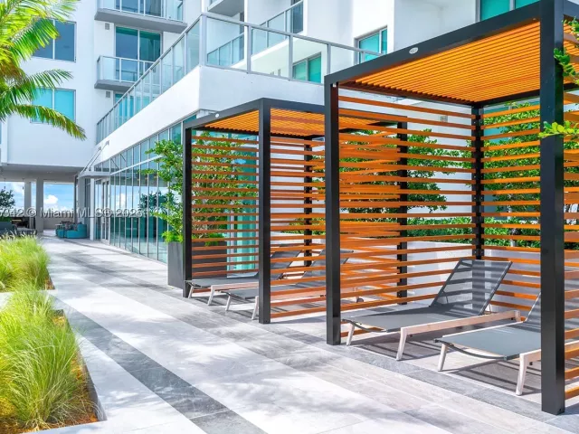 2-bedroom condo for sale in Miami - 3900 Biscayne Blvd S-400 - MondialRealty