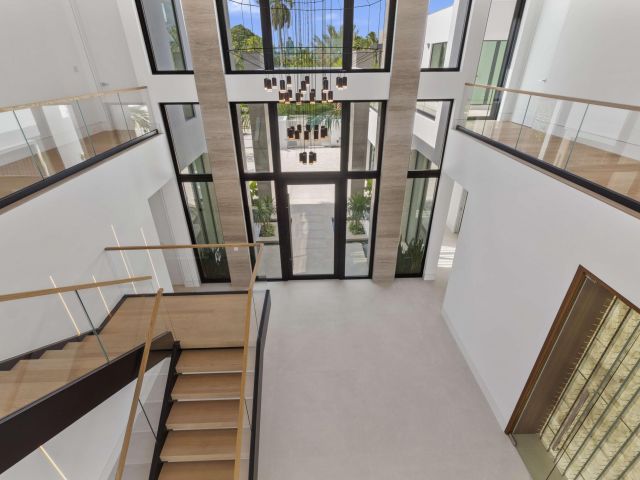 Home for sale at 2914 N Flagler Drive - photo 6335308