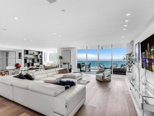 Apartment for sale  Unit #2808-2809 - photo 6335882