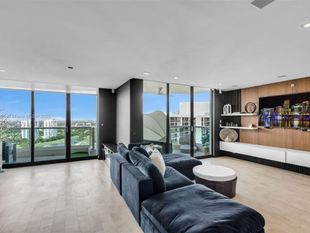 Apartment for sale  Unit #2808-2809 - photo 6405333