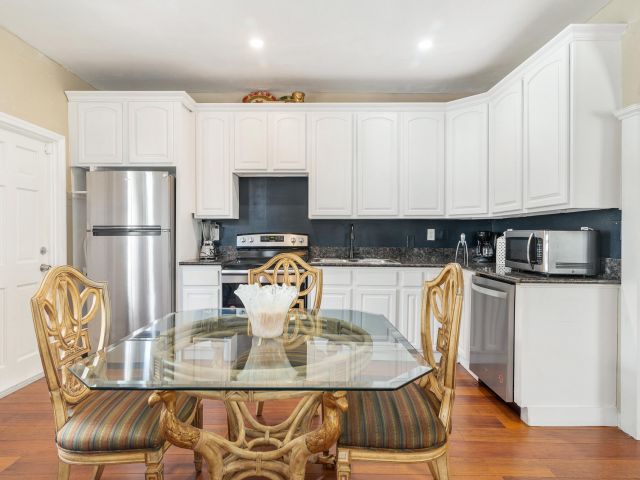 Home for sale at 239 Lytton Court - photo 6345160