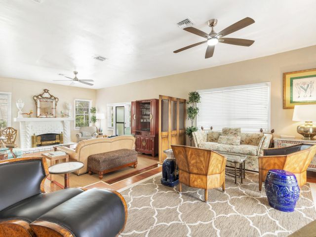 Home for sale at 239 Lytton Court - photo 6345162