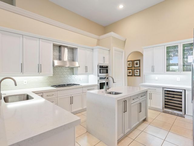 Home for sale at 6637 Audubon Trace W - photo 6336158