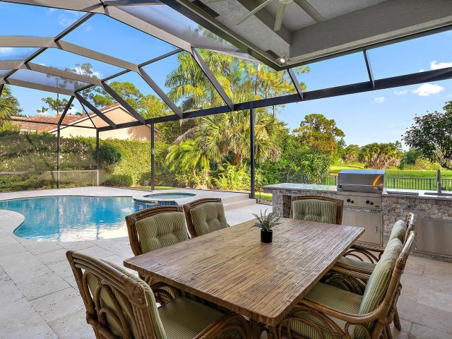 Home for sale at 6637 Audubon Trace W - photo 6336168