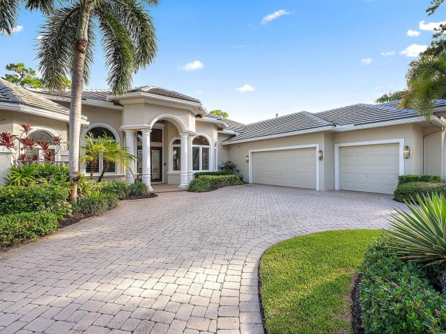 Home for sale at 6637 Audubon Trace W - photo 6336169