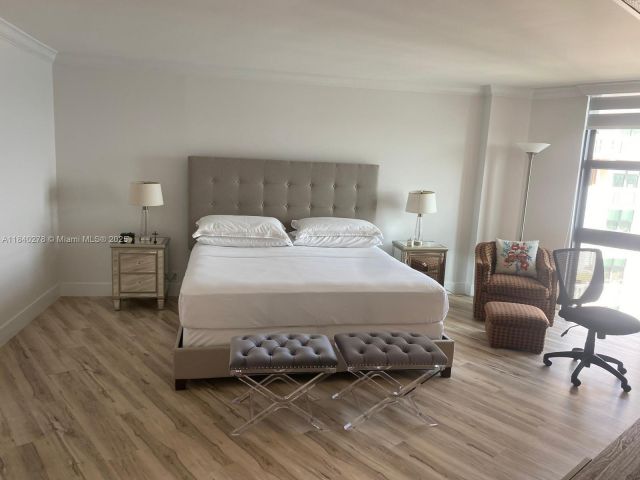 Apartment for rent  Unit #B1107 - photo 6335665