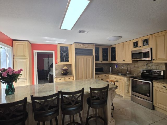 Home for sale at 727 Glenridge Drive - photo 6336793