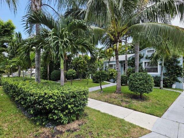 Home for sale at 727 Glenridge Drive - photo 6336800