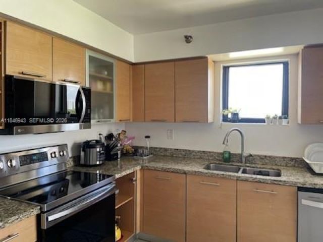 Apartment for rent  Unit #707 - photo 7438431