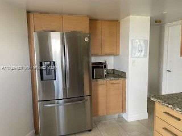 Apartment for rent  Unit #707 - photo 7438432