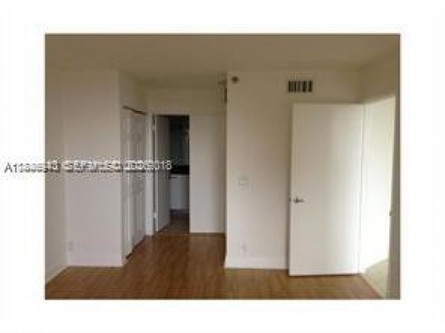 Apartment for rent  Unit #707 - photo 7438440