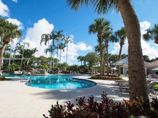 Apartment for rent  Unit #707 - photo 7438449