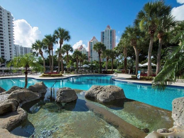 Apartment for rent  Unit #707 - photo 7438450