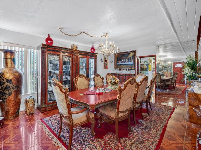 Home for sale at 300 Florida Avenue - photo 6386506