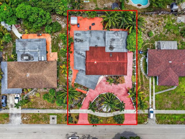 Home for sale at 300 Florida Avenue - photo 6386520