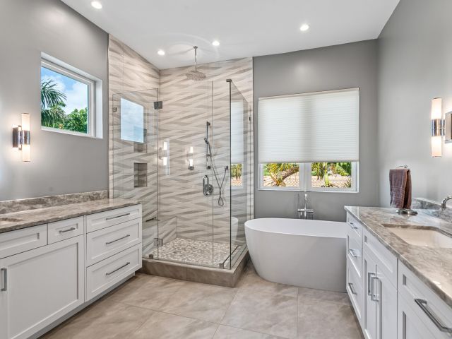 Home for sale at 807 Dover Street - photo 6400195