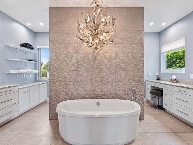 Home for sale at 807 Dover Street - photo 6400199