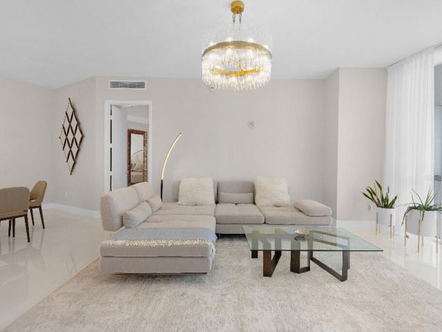 Apartment for sale  Unit #2207 - photo 6340545