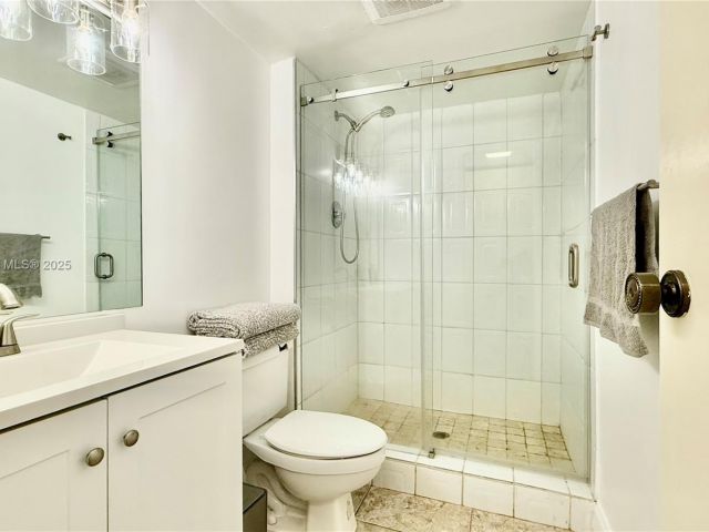 Apartment for sale  Unit #429 - photo 6340336