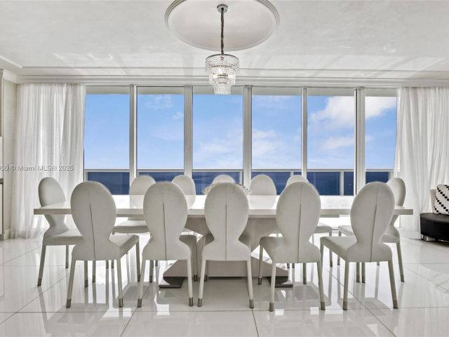 Apartment for rent  Unit #PH-5102 - photo 6639202