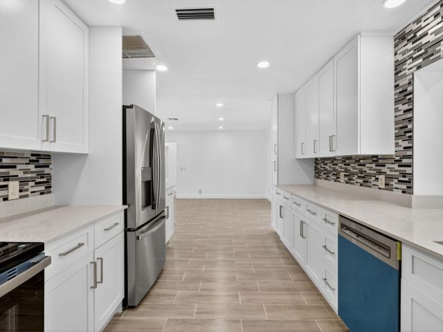 Home for sale at 600 S Mangonia Circle - photo 6656256