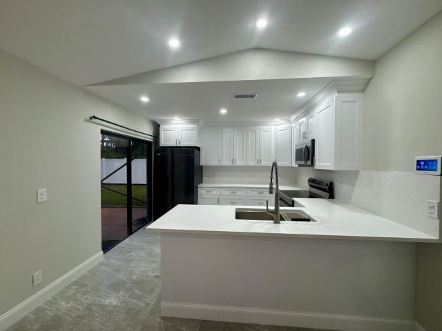 Home for rent at 4160 NW 7th Court - photo 6392319