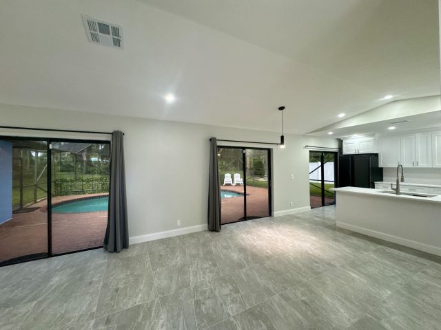 Home for rent at 4160 NW 7th Court - photo 6392320